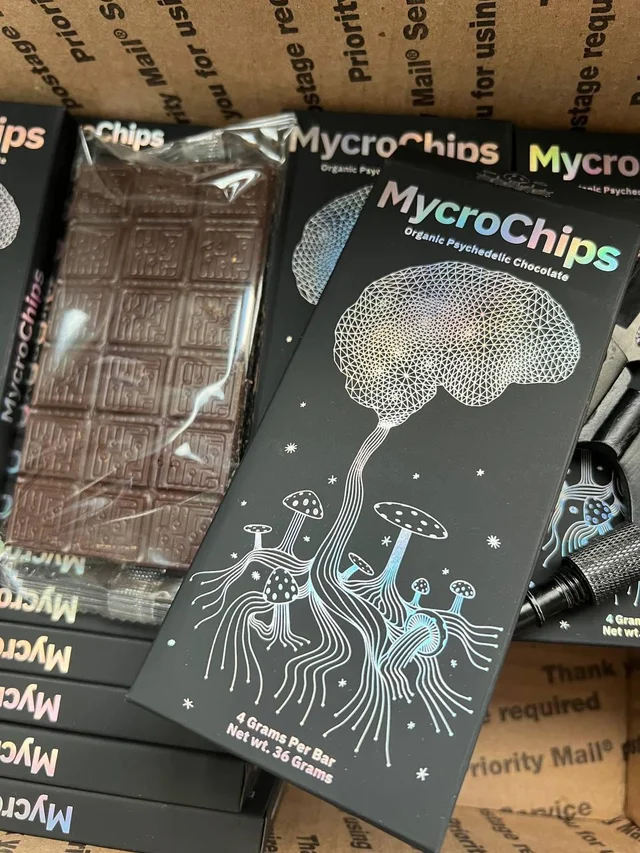 Mycrochips Psychedelic Chocolate
